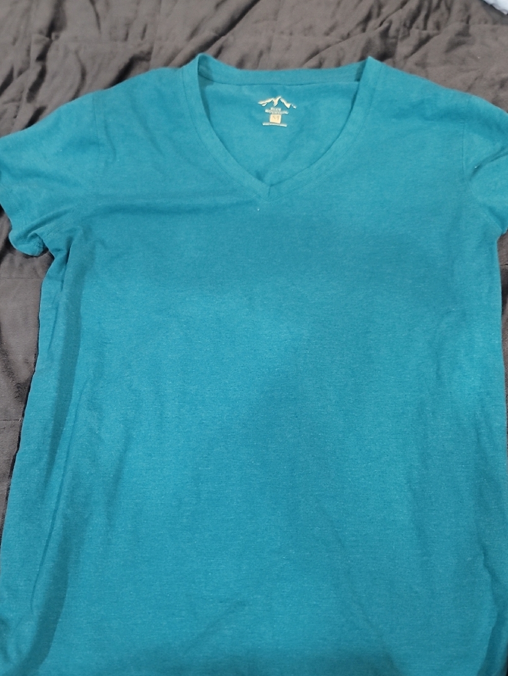 Classic V-Neck Short Sleeve Tee in Teal